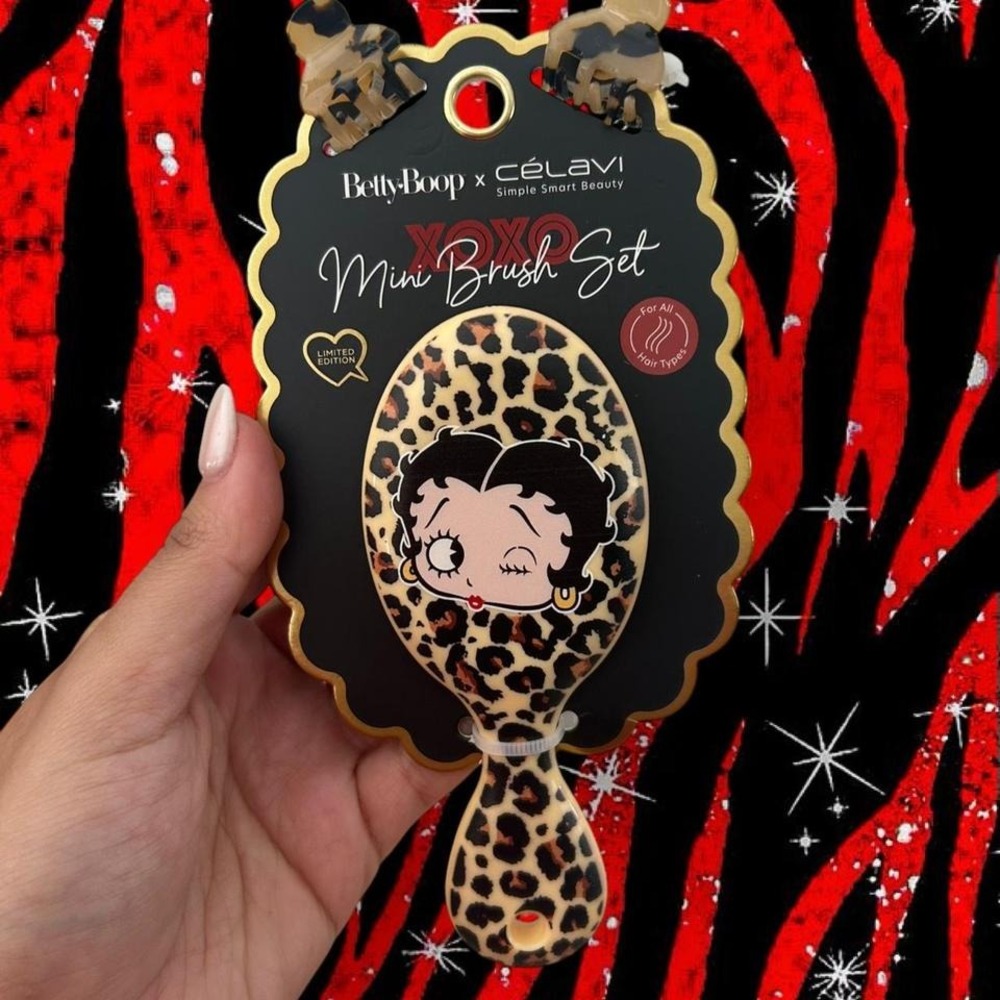 Betty Boop mini hair brush 🐆🫶🏼